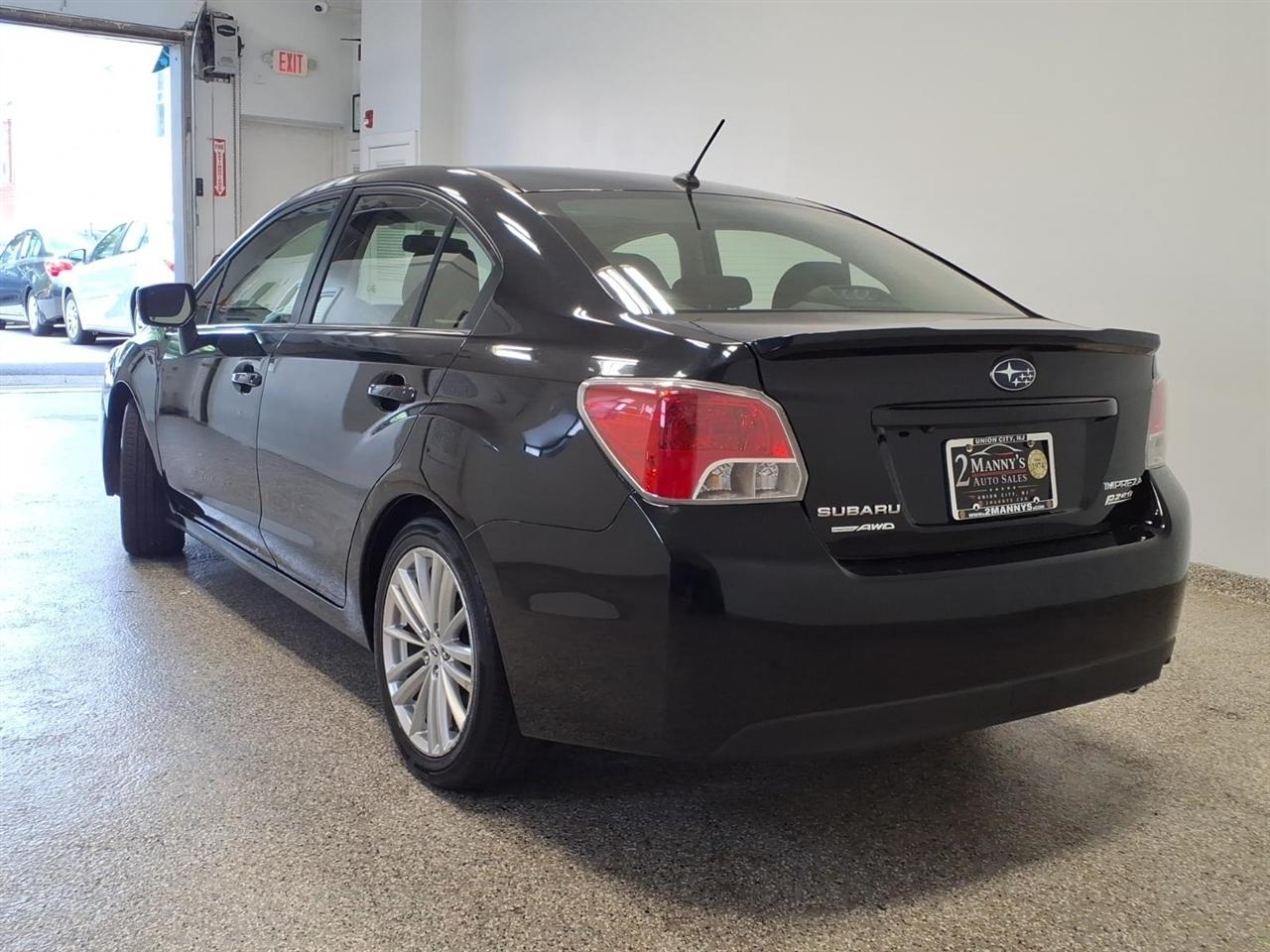 Subaru Impreza Sedan 4dr CVT 2.0i Premium 2016