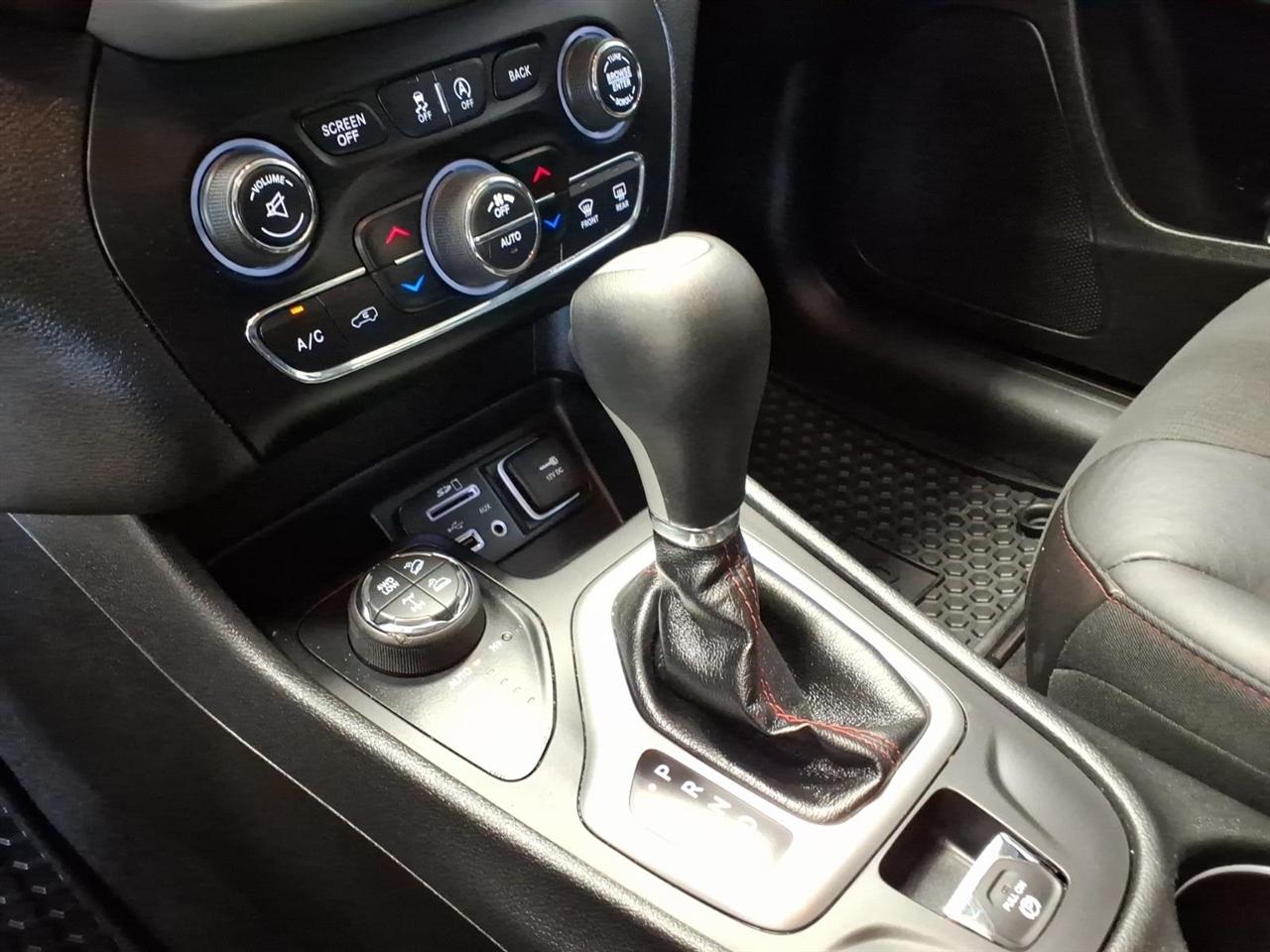Jeep Cherokee Trailhawk 4x4 2018