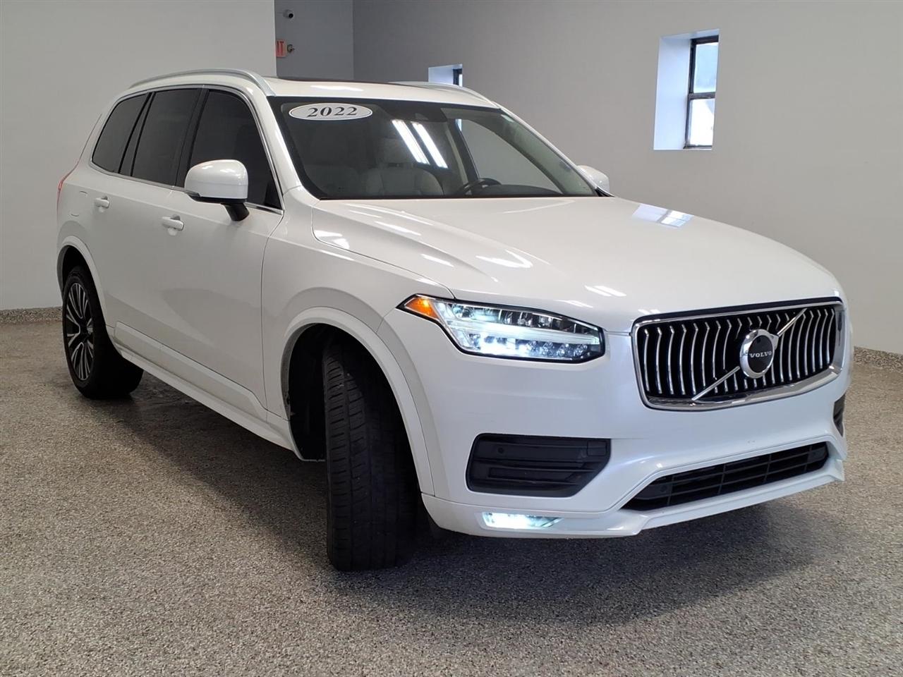 Volvo XC90 T6 AWD Momentum 6P 2022