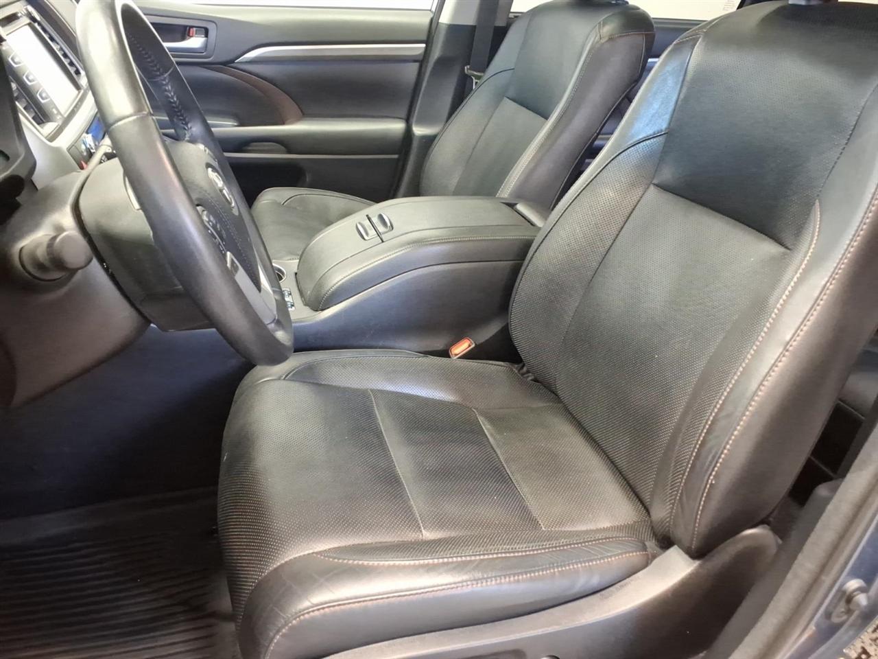 Toyota Highlander Limited V6 AWD (Natl) 2018