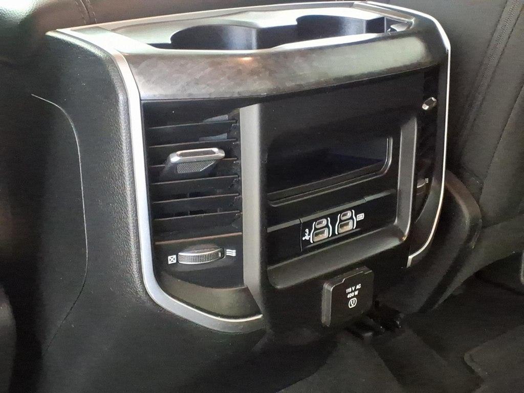 RAM 1500 Big Horn/Lone Star 4x4 Crew Cab 5'7" Box 2019