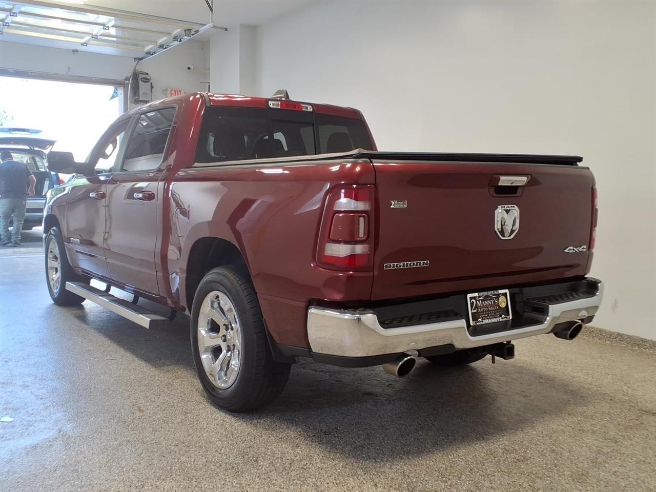 RAM 1500 Big Horn/Lone Star 4x4 Crew Cab 5'7" Box 2019