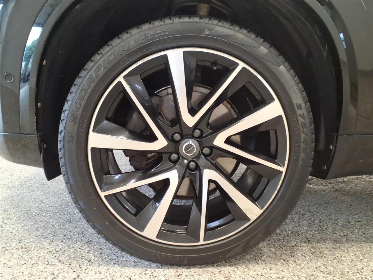 Volvo XC90 T6 AWD 7-Passenger Momentum 2018