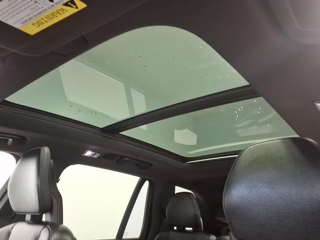 Volvo XC90 T6 AWD 7-Passenger Momentum 2018