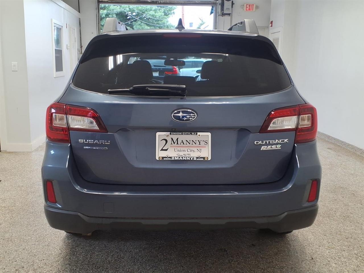 Subaru Outback 4dr Wgn 2.5i Premium PZEV 2016