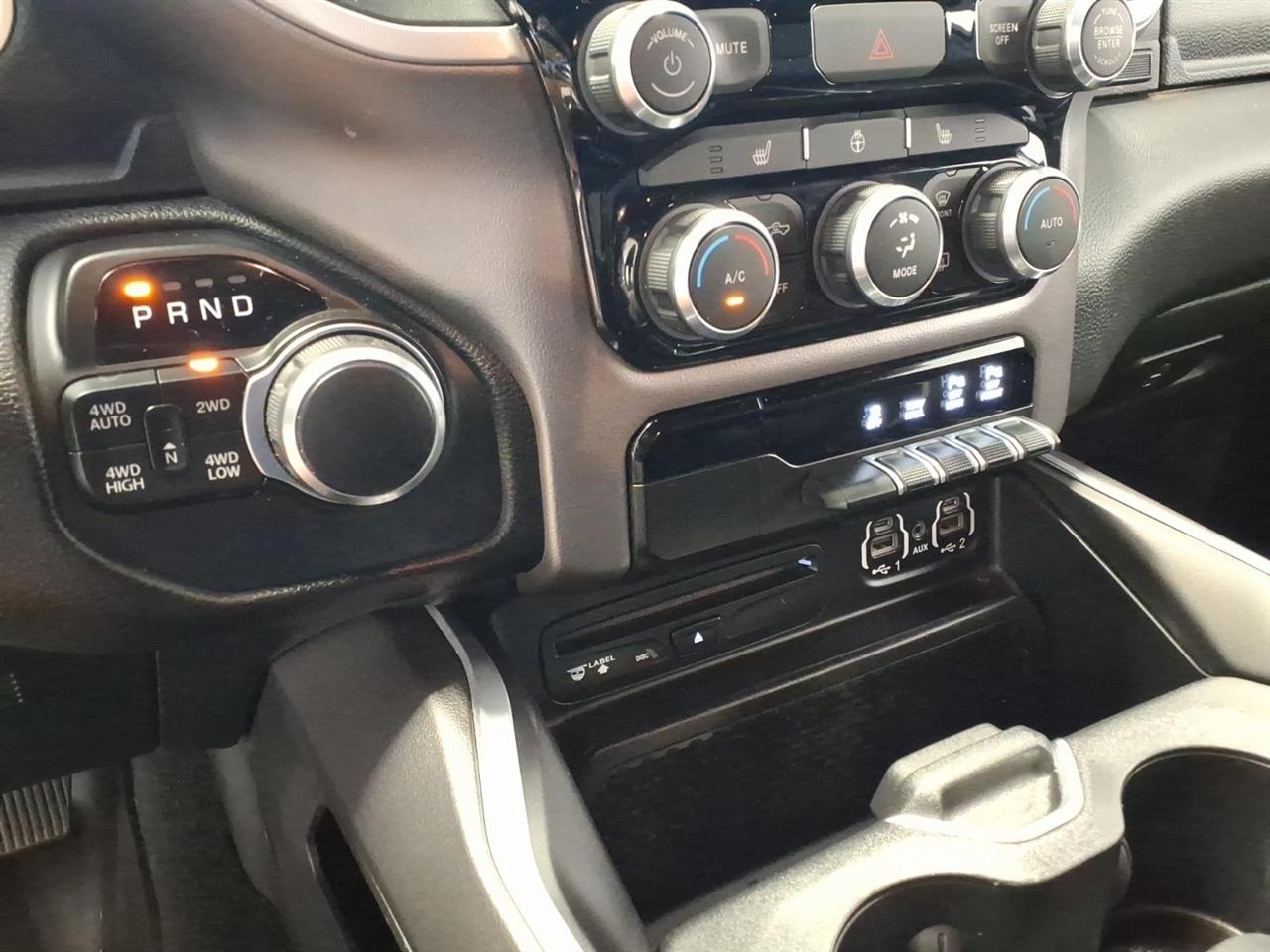 RAM 1500 Big Horn/Lone Star 4x4 Crew Cab 5'7" Box 2019