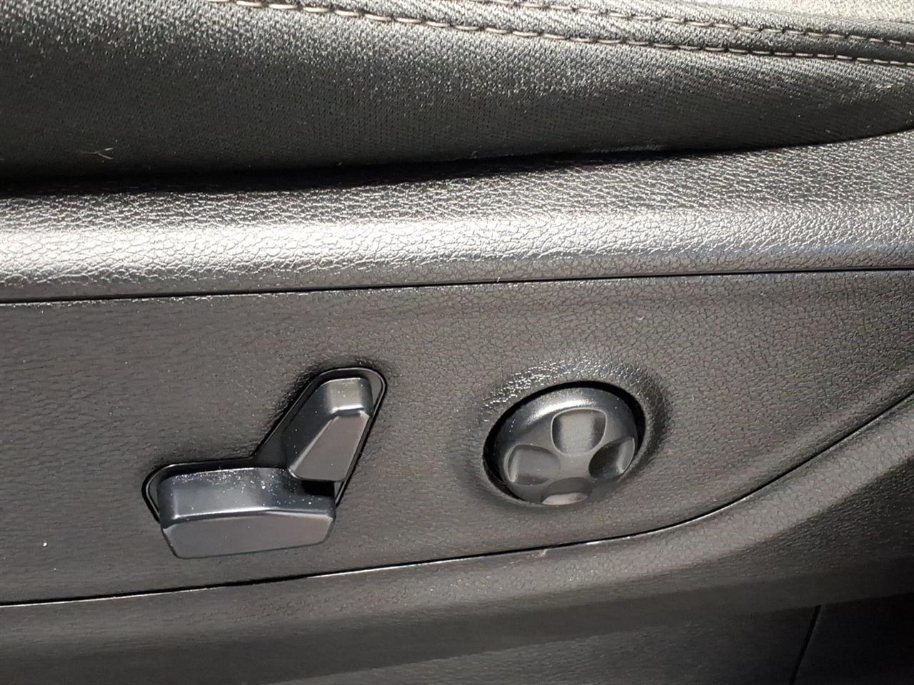 RAM 1500 Big Horn/Lone Star 4x4 Crew Cab 5'7" Box 2019