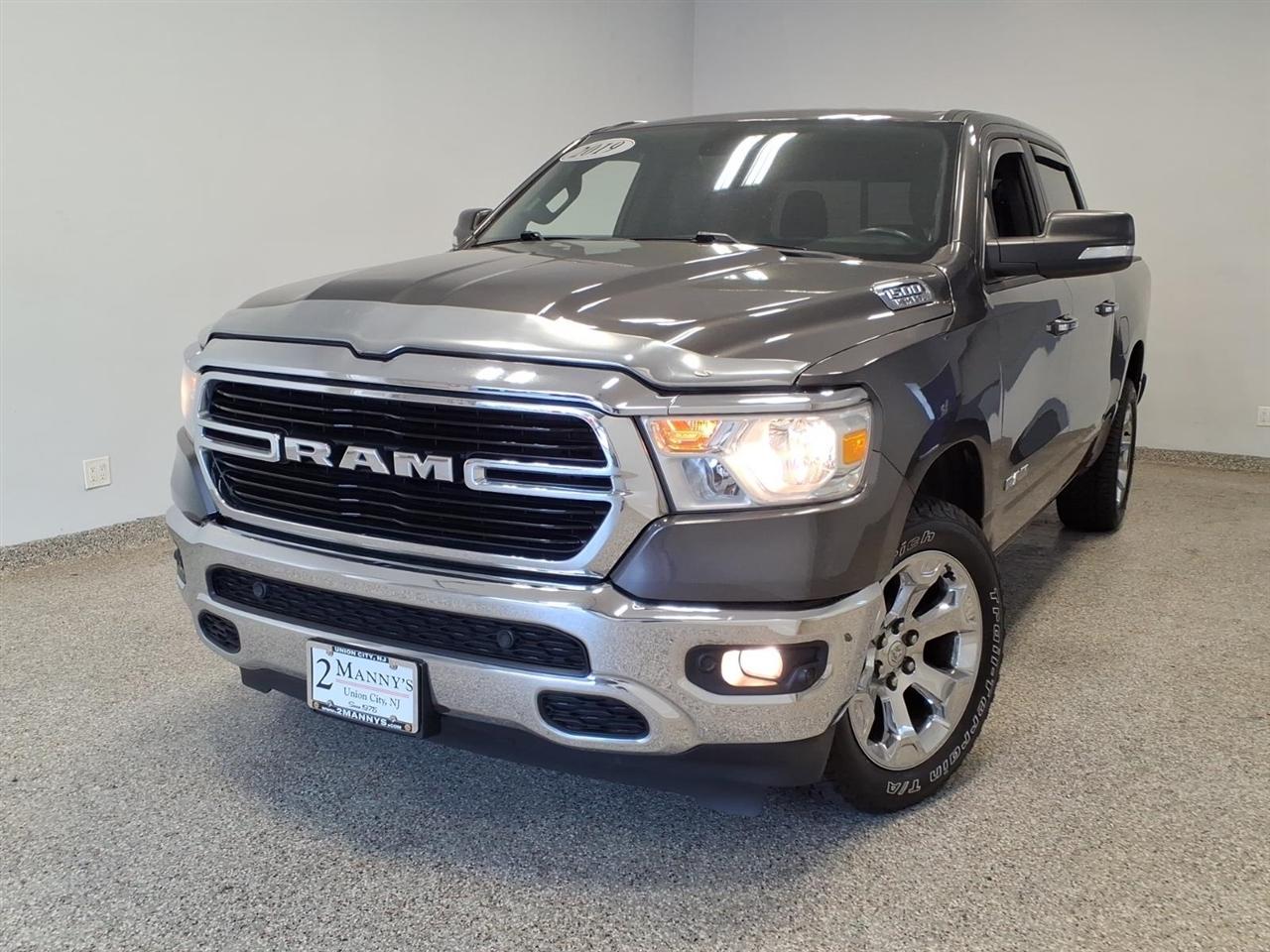 2019 RAM 1500 Big Horn/Lone Star 4x4 Crew Cab 5'7" Box