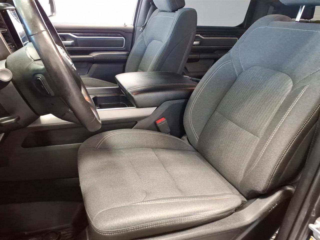 RAM 1500 Big Horn/Lone Star 4x4 Crew Cab 5'7" Box 2019