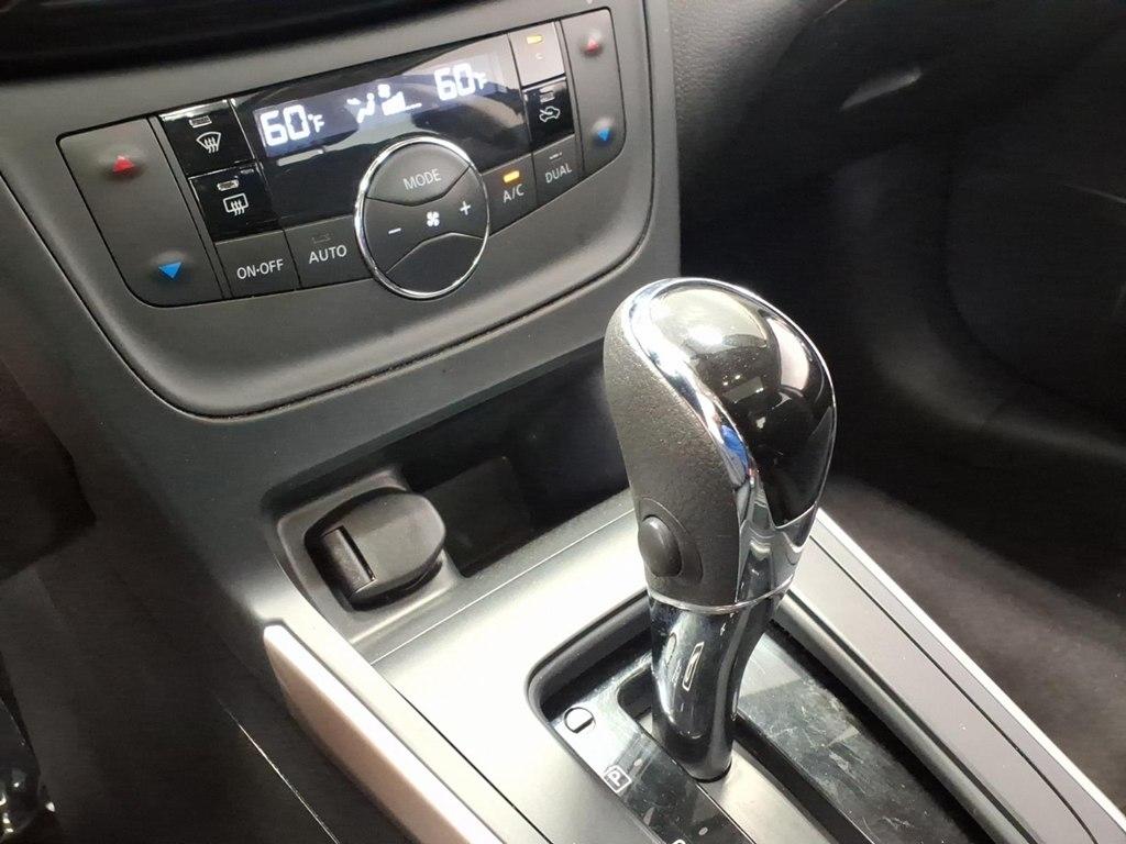 Nissan Sentra  2019