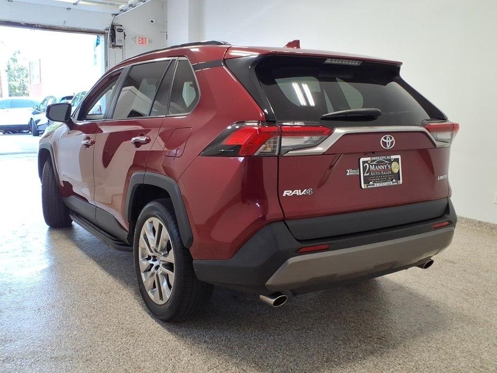 Toyota RAV4 Limited FWD (Natl) 2019
