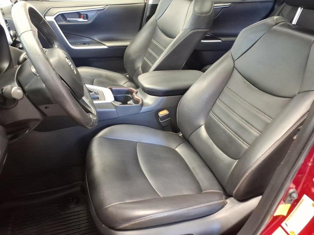 Toyota RAV4 Limited FWD (Natl) 2019