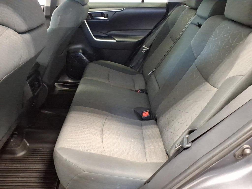 Toyota RAV4 XLE AWD (Natl) 2020