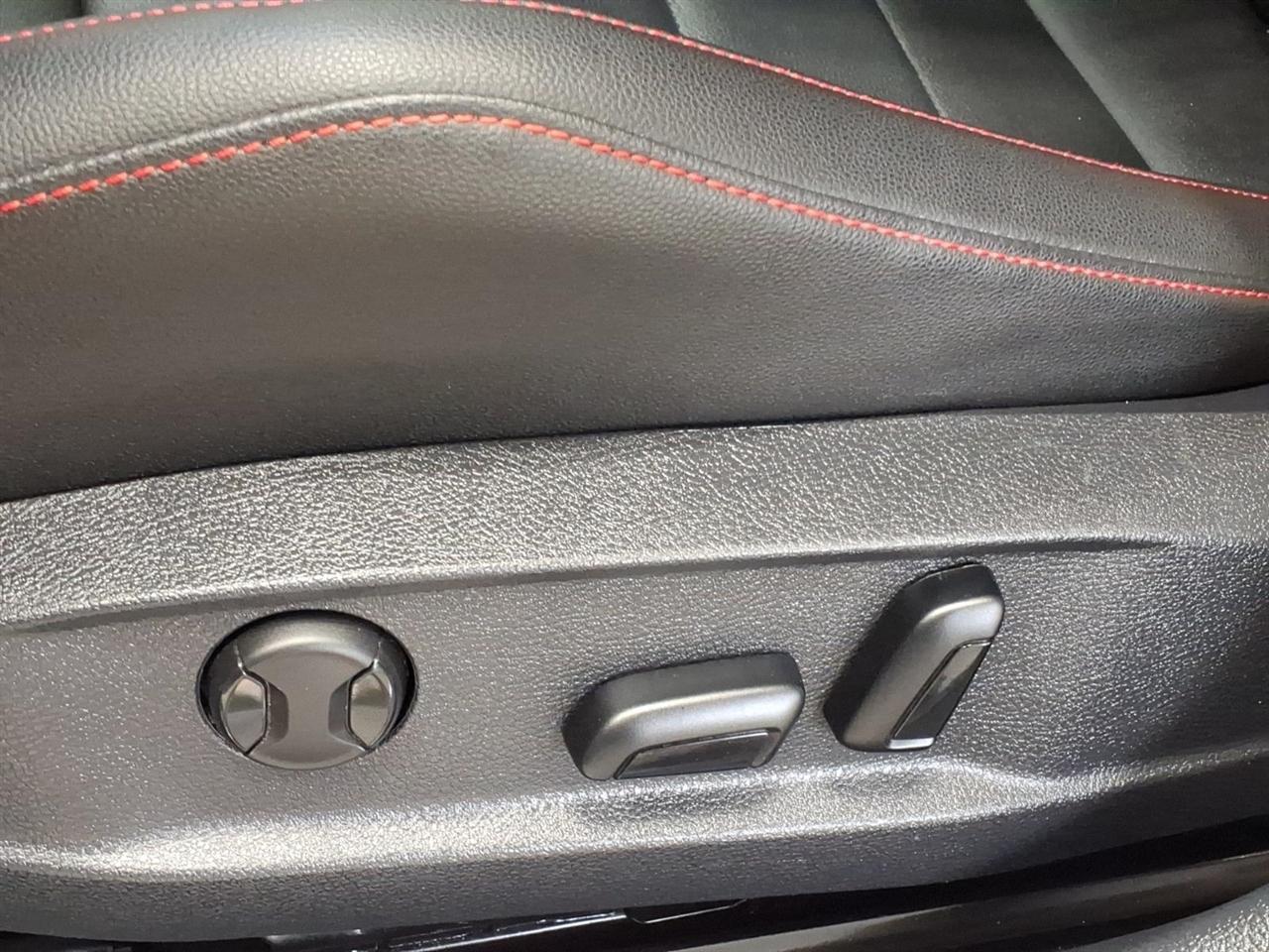 Volkswagen Golf GTI 2.0T 4-Door Autobahn DSG 2017