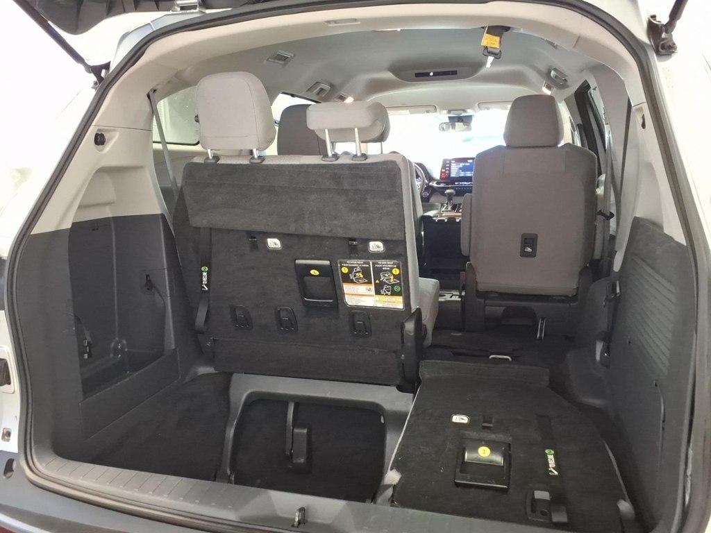 Toyota Sienna Hybrid LE 5D Wagon 8 Pass 2021