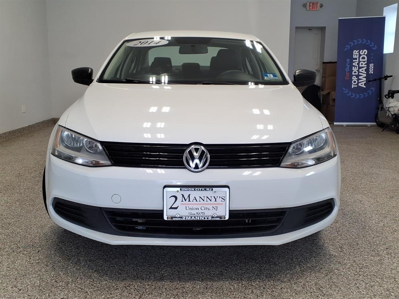 Volkswagen Jetta Sedan 4dr Auto S 2014