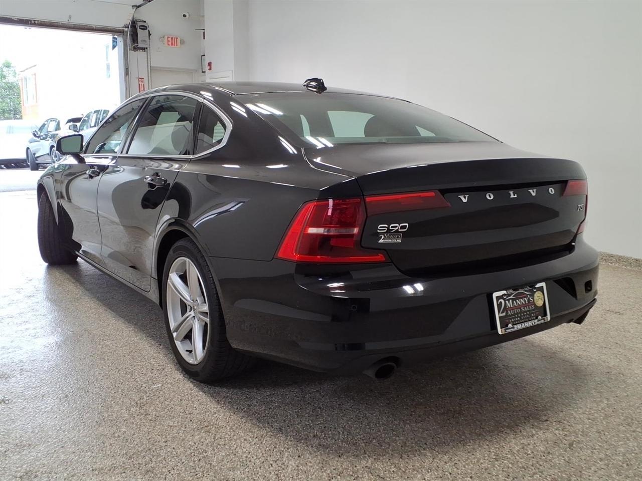 Volvo S90 T5 AWD Momentum 2018