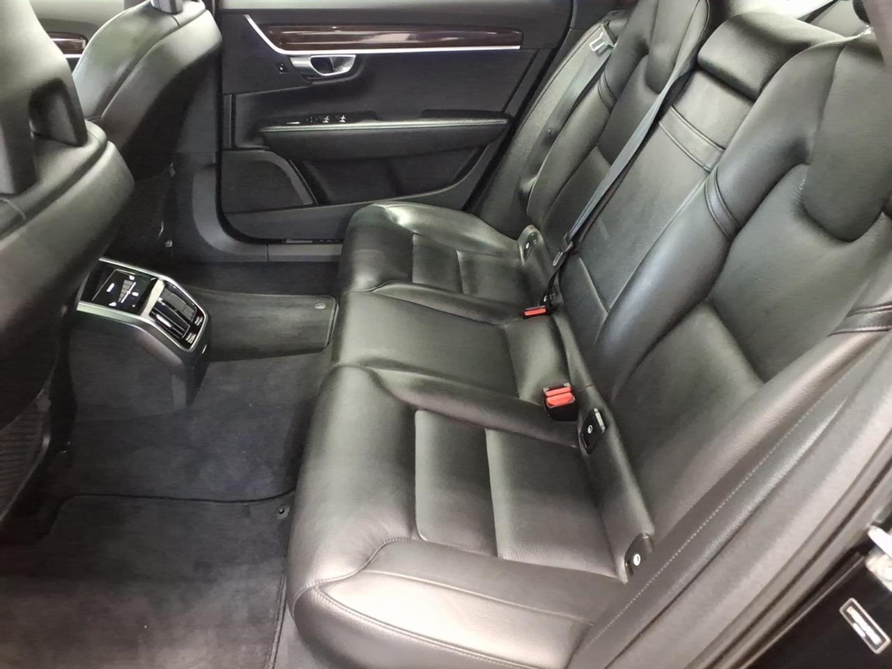 Volvo S90 T5 AWD Momentum 2018