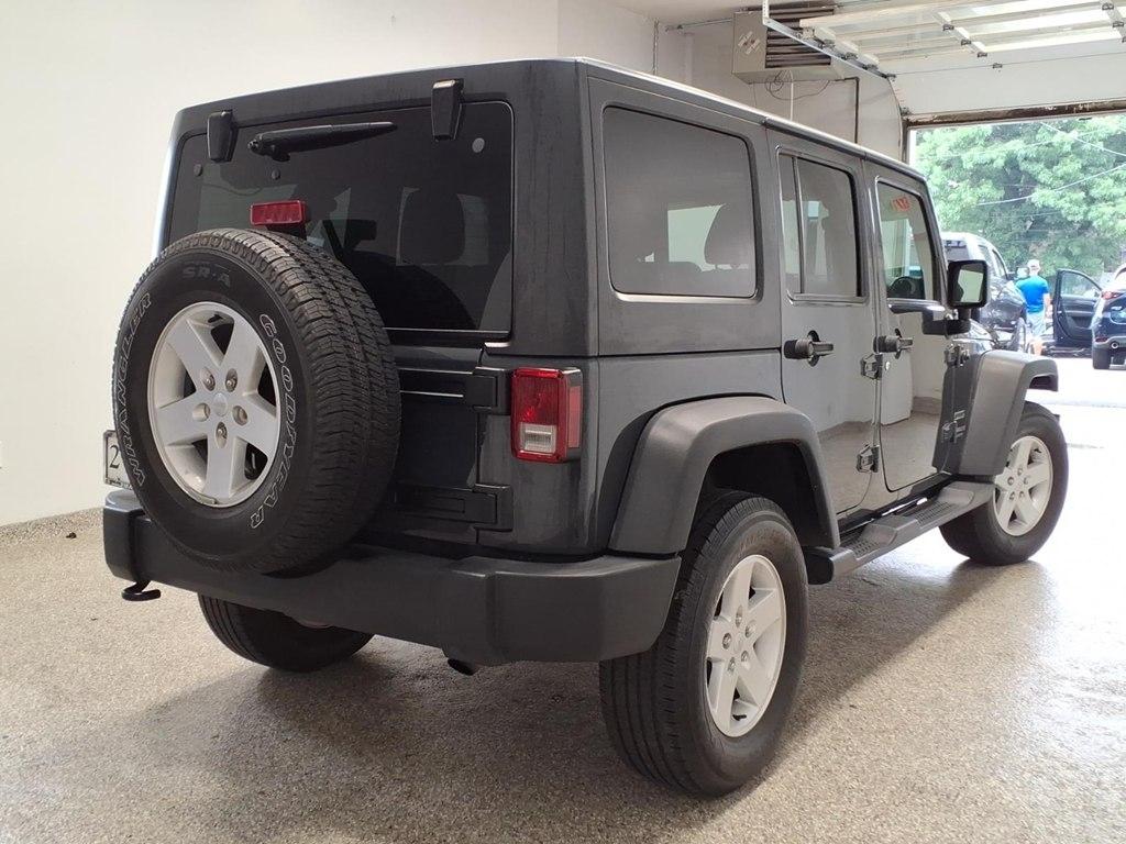 Jeep Wrangler Unlimited Sport S 4x4 2017