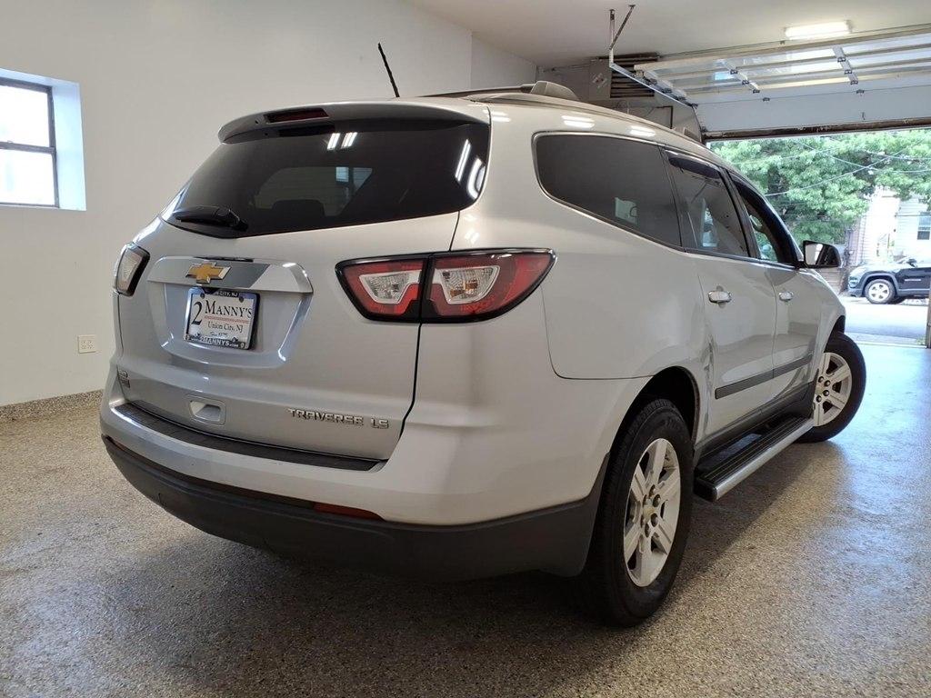 Chevrolet Traverse AWD 4dr LS 2015