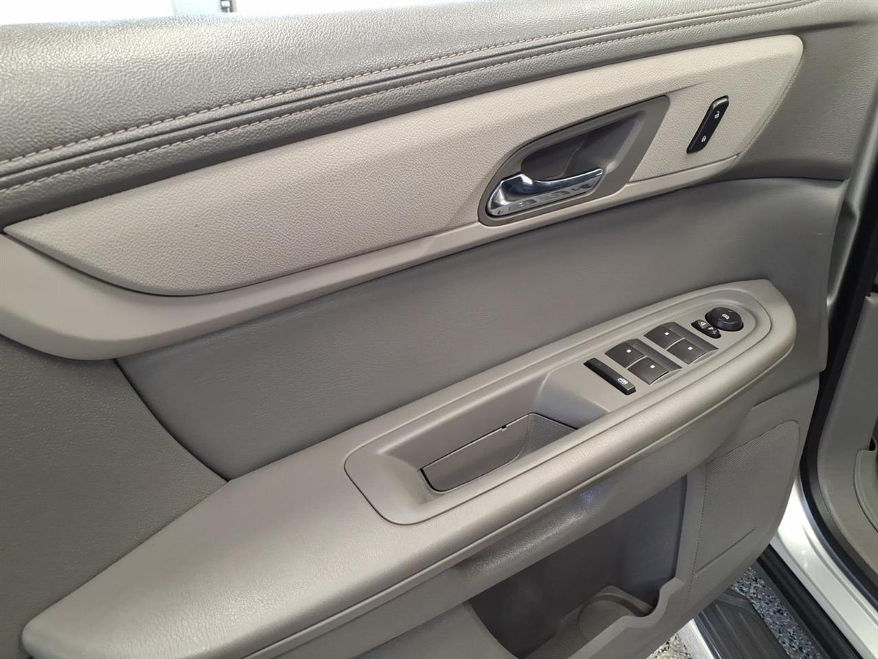 Chevrolet Traverse AWD 4dr LS 2015