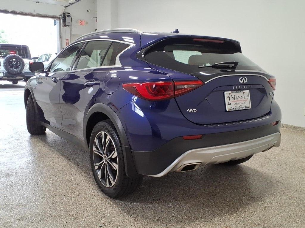 Infiniti QX30 LUXE AWD 2019