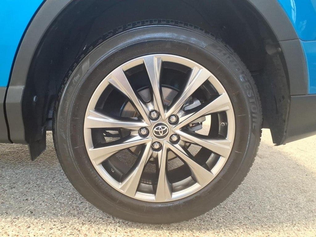 Toyota RAV4 Limited AWD (Natl) 2018