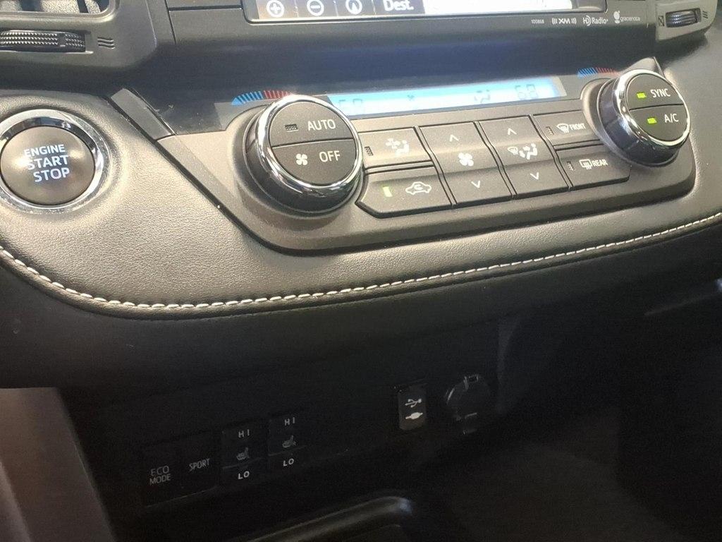 Toyota RAV4 Limited AWD (Natl) 2018