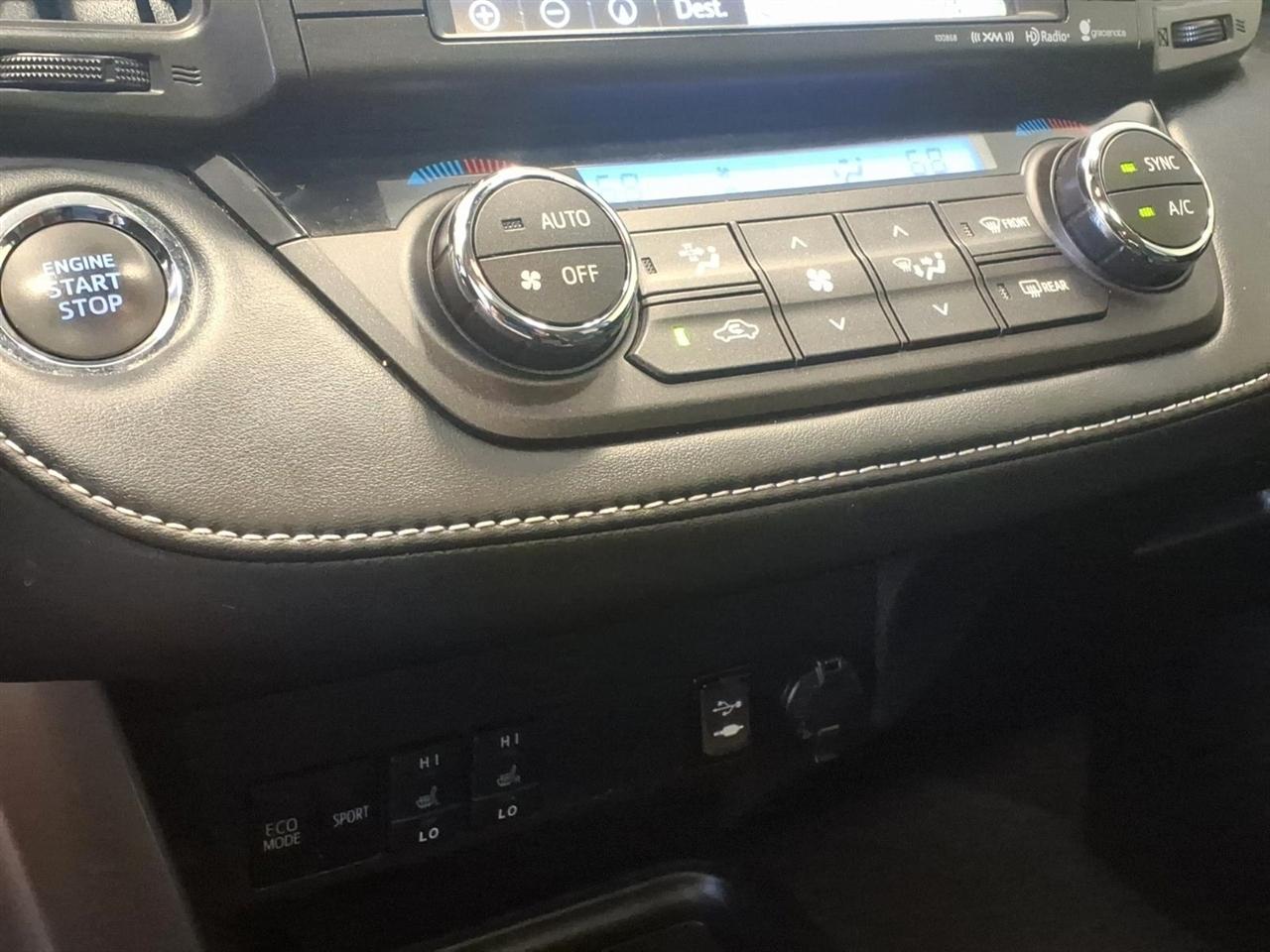 Toyota RAV4 Limited AWD (Natl) 2018