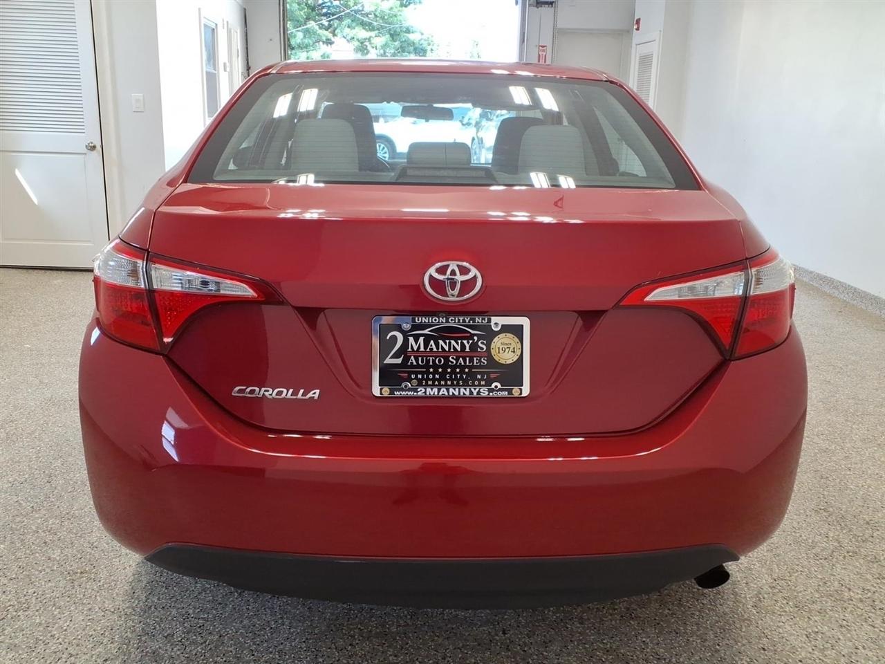 Toyota Corolla LE 4D Sedan 2015