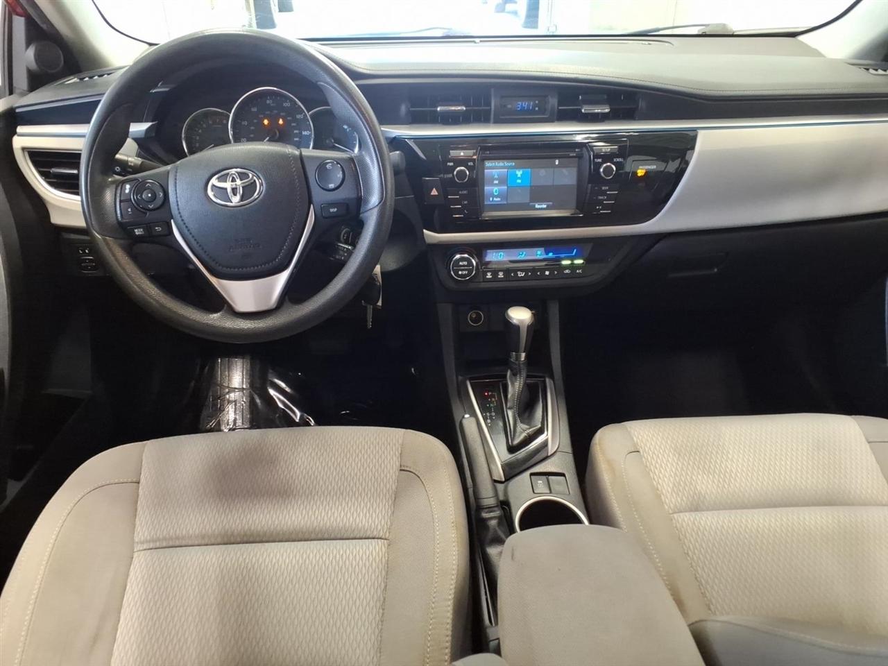 Toyota Corolla LE 4D Sedan 2015