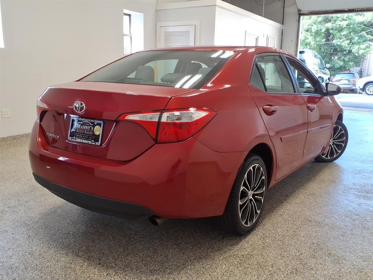 Toyota Corolla LE 4D Sedan 2015