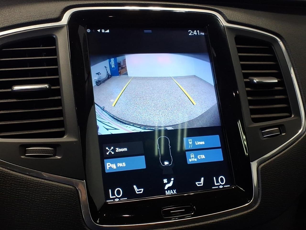 Volvo XC90 T6 AWD 7-Passenger Momentum 2018