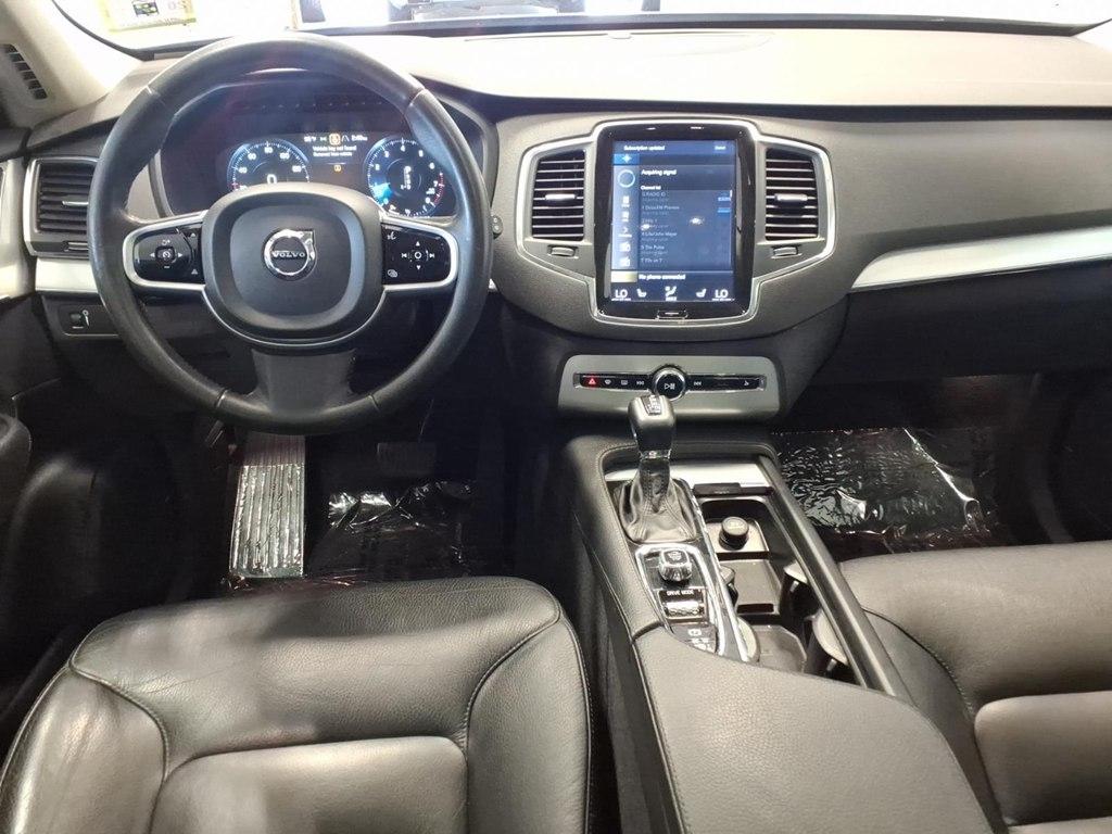 Volvo XC90 T6 AWD 7-Passenger Momentum 2018