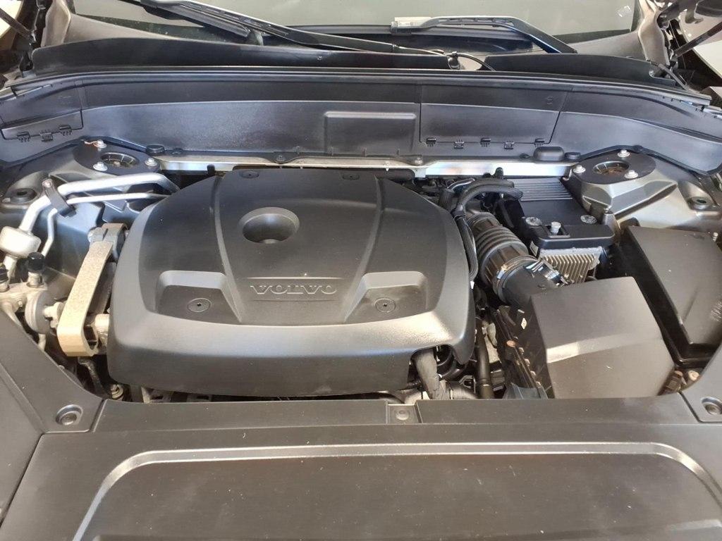 Volvo XC90 T6 AWD 7-Passenger Momentum 2018