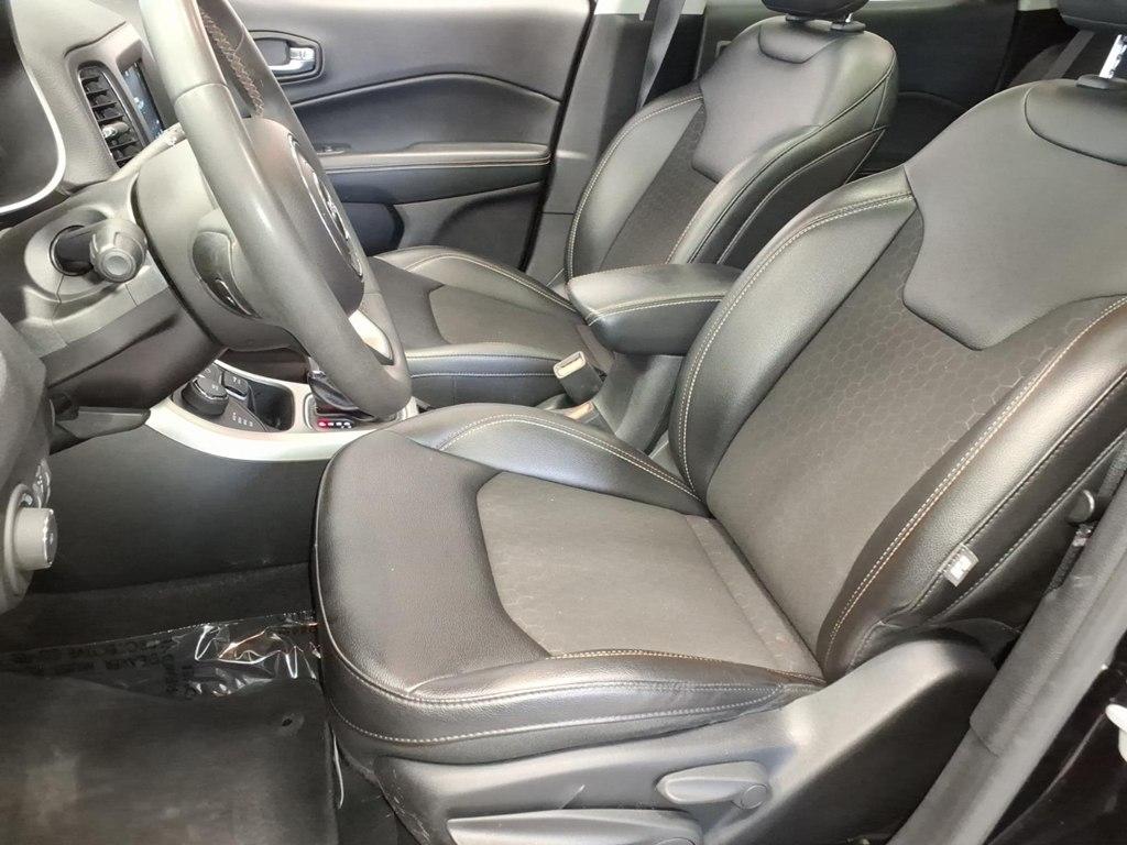 Jeep Compass photo 9