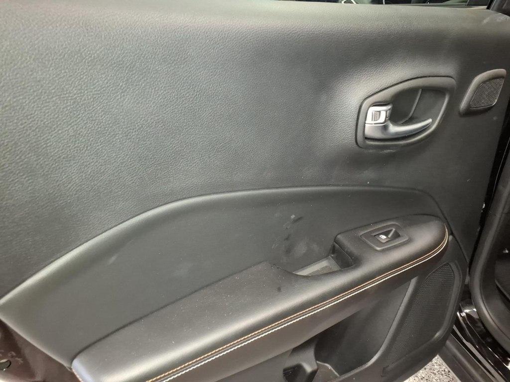 Jeep Compass photo 10