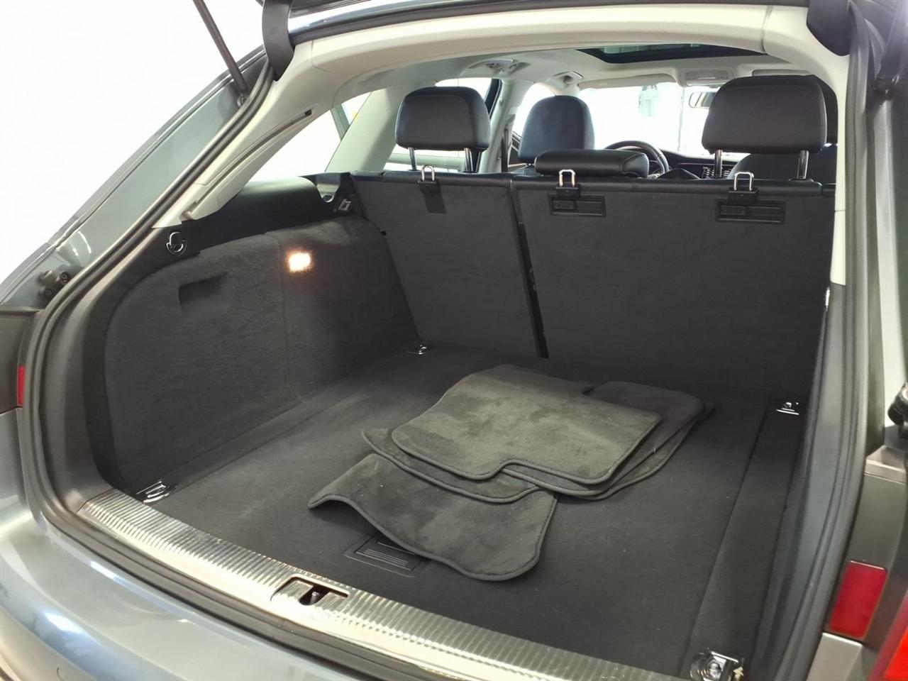Audi allroad 4dr Wgn Premium Plus 2013