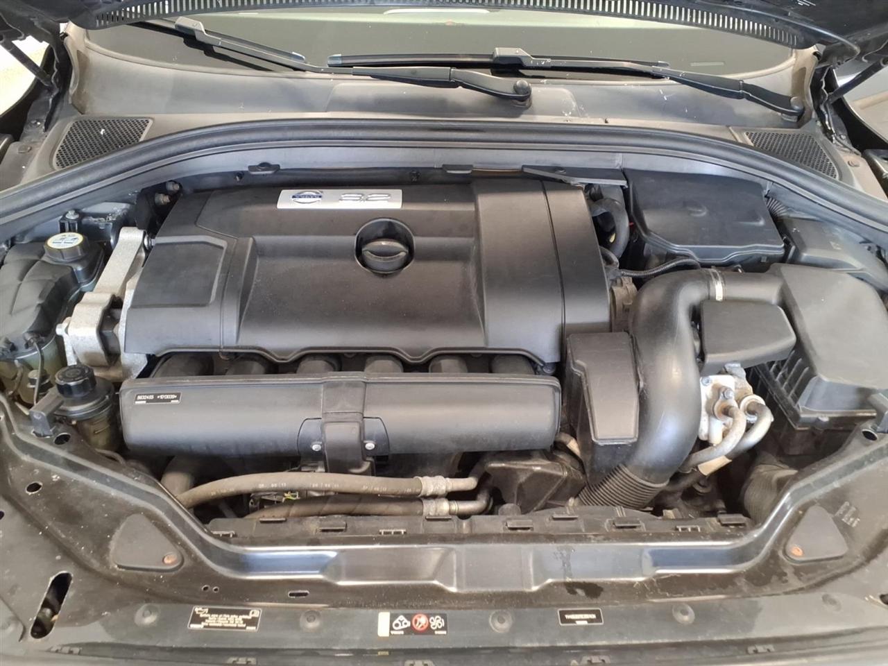 Volvo XC60 AWD 4dr 3.2L 2014