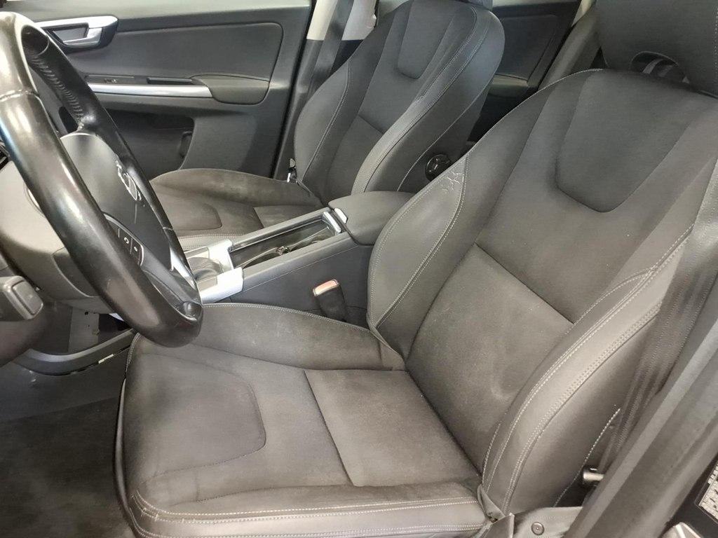 Volvo XC60 AWD 4dr 3.2L 2014