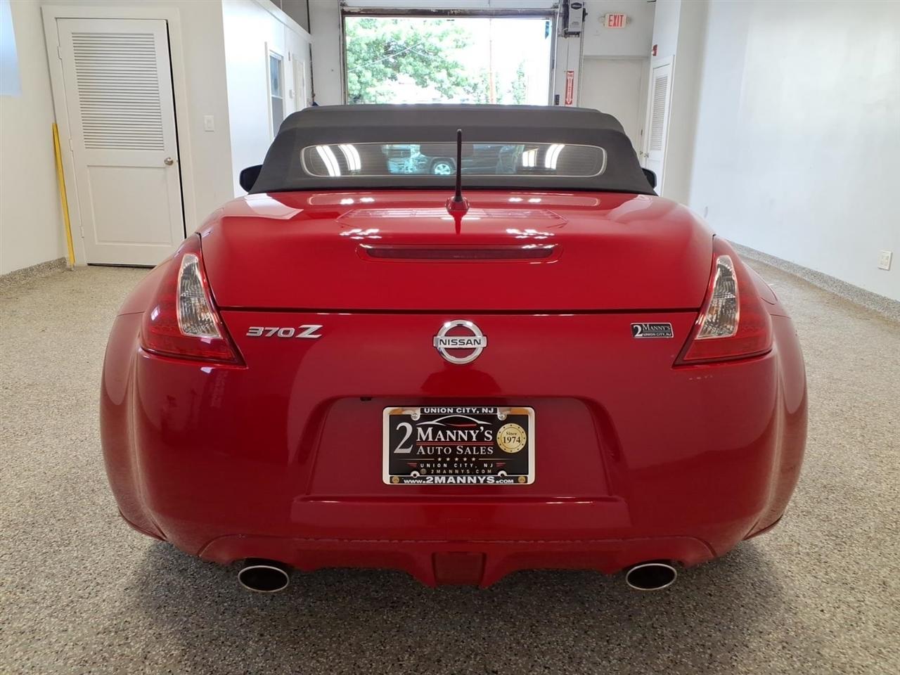 Nissan 370Z 2dr Roadster Auto Touring Sport 2014