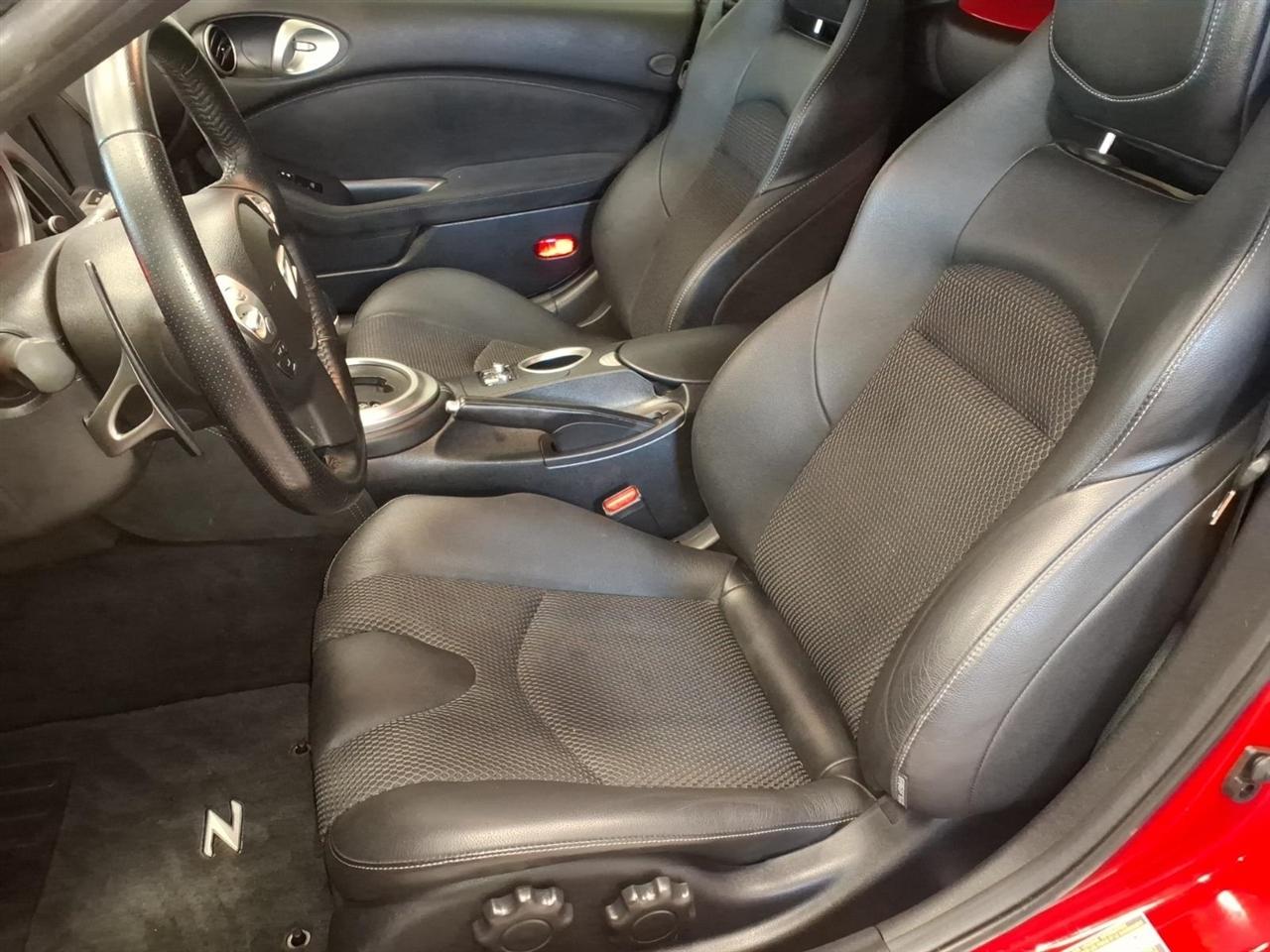 Nissan 370Z 2dr Roadster Auto Touring Sport 2014
