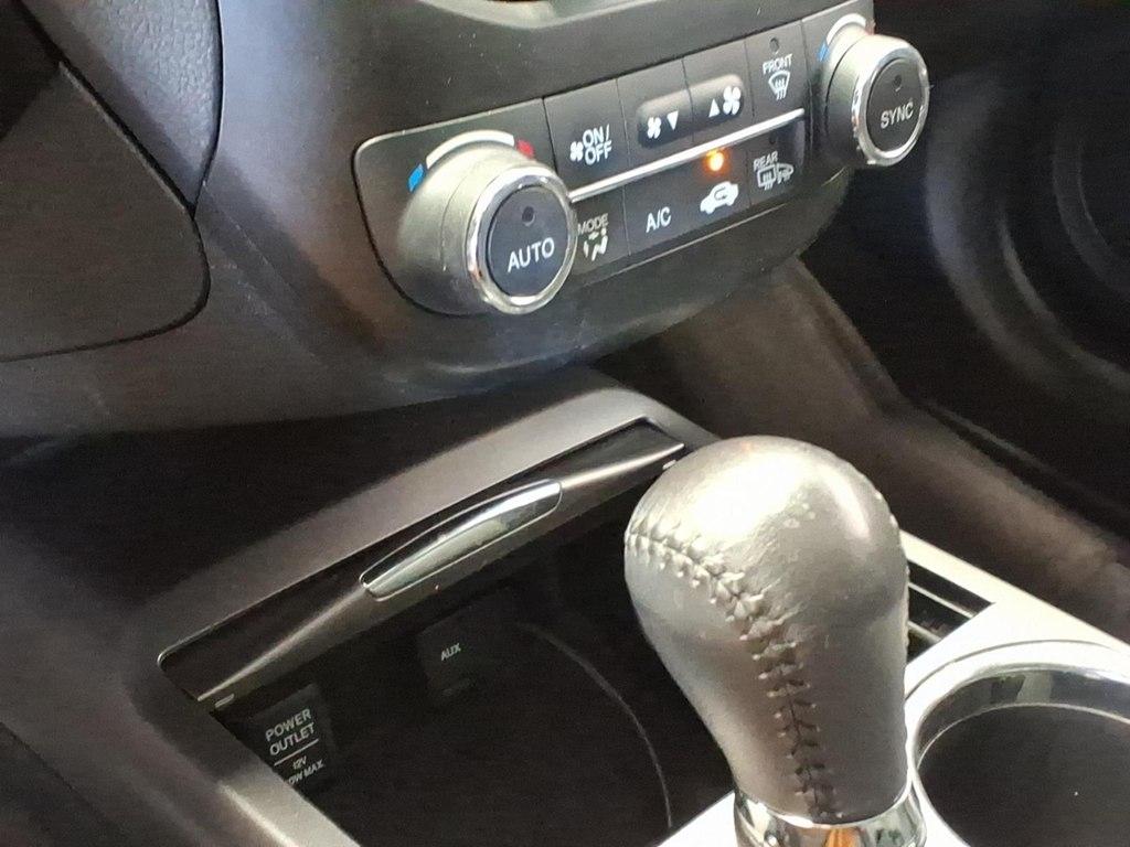 Acura RDX Base 4D SUV FWD 2015