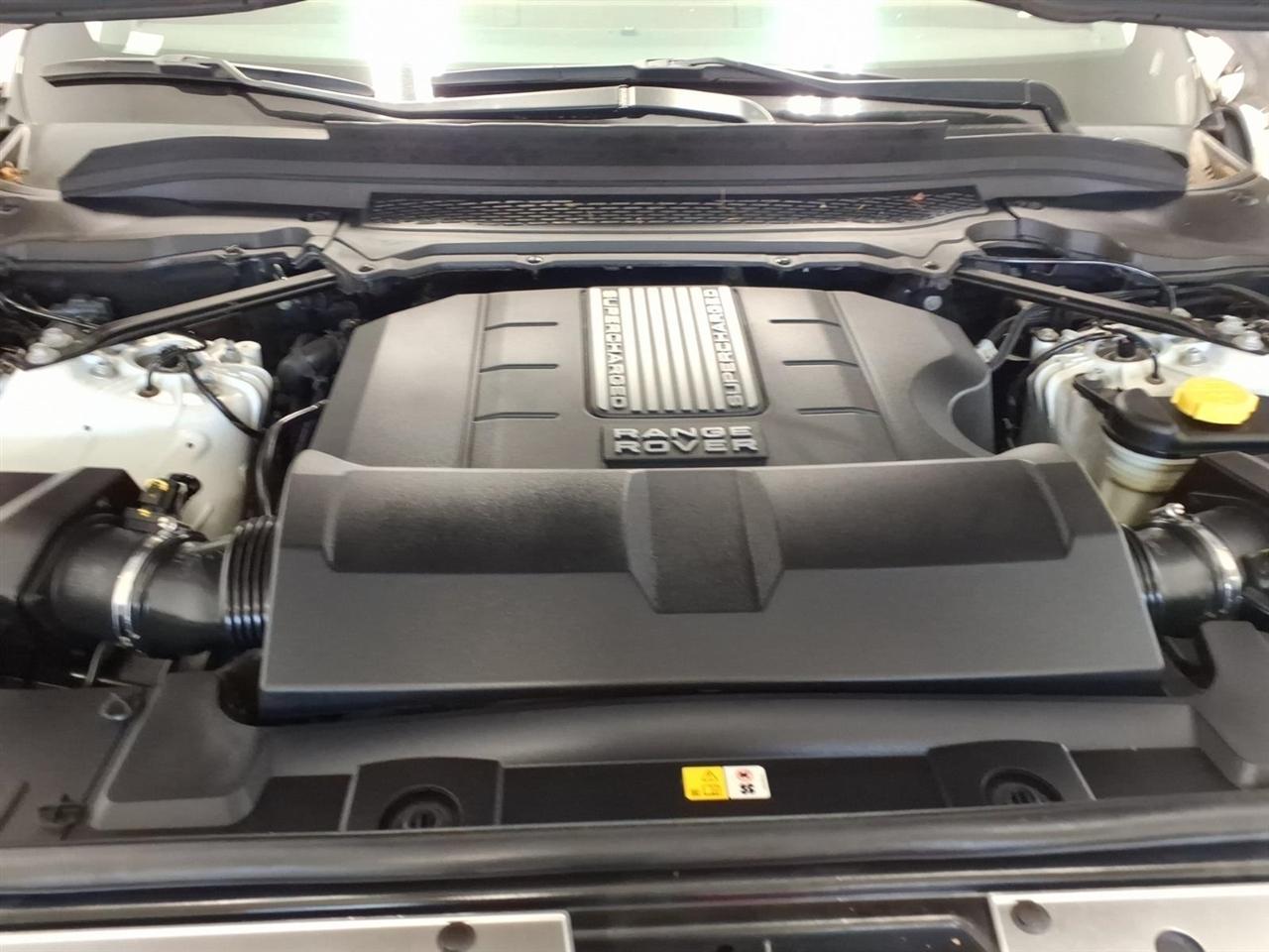 Land Rover Range Rover 4WD 4dr Supercharged 2014