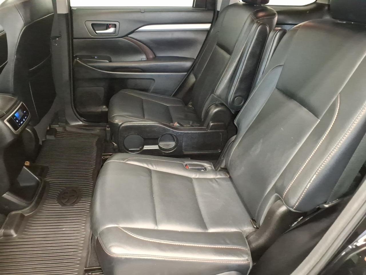 Toyota Highlander XLE 4D SUV AWD 2018