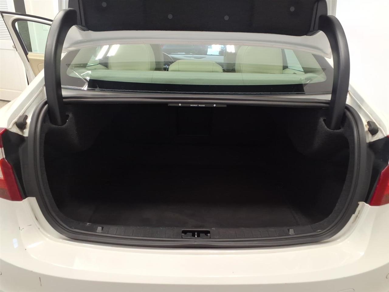 Volvo S60 4dr Sdn T5 Platinum AWD 2013