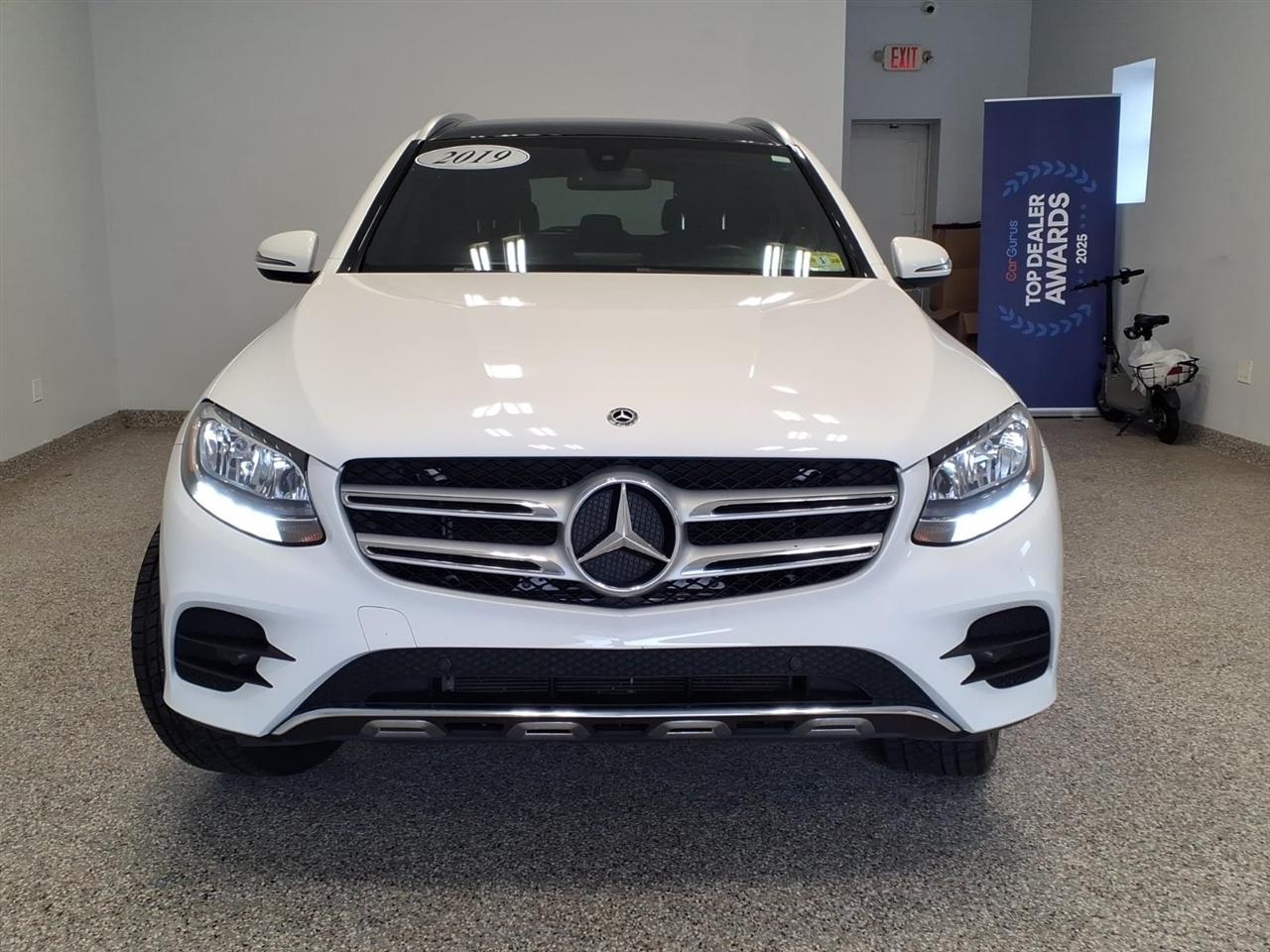 Mercedes-Benz GLC GLC 300 4MATIC SUV 2019