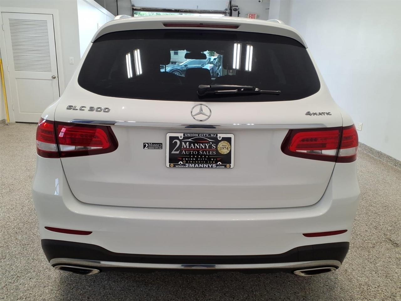 Mercedes-Benz GLC GLC 300 4MATIC SUV 2019