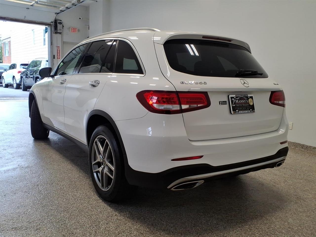 Mercedes-Benz GLC GLC 300 4MATIC SUV 2019