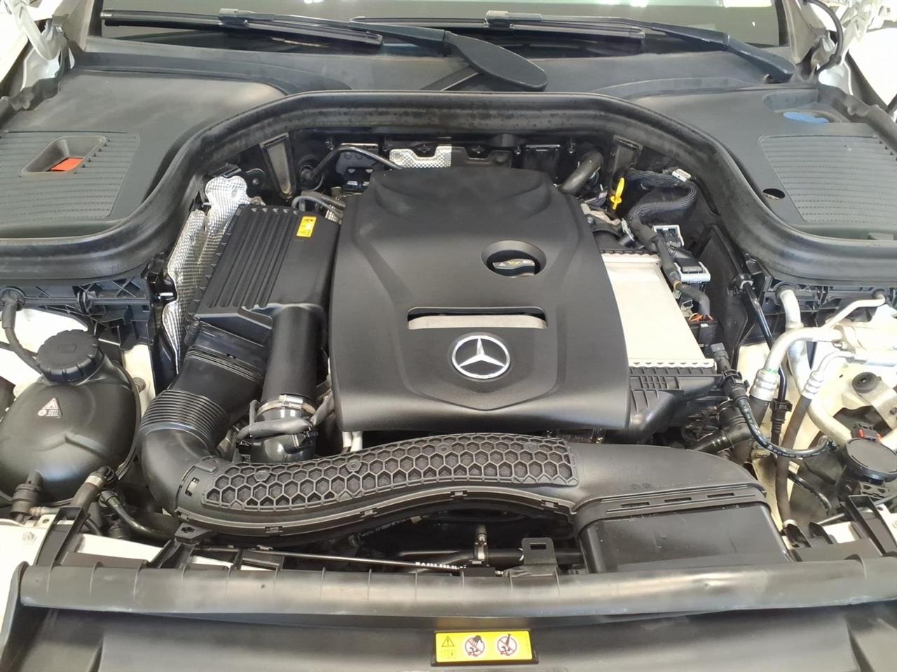 Mercedes-Benz GLC GLC 300 4MATIC SUV 2019